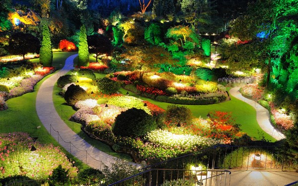 Декоративное освещение сада – назначение, виды, примеры с фото и описанием