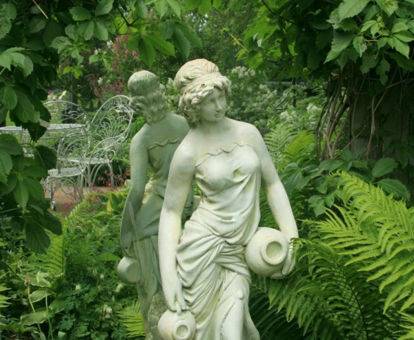 Садовые скульптуры